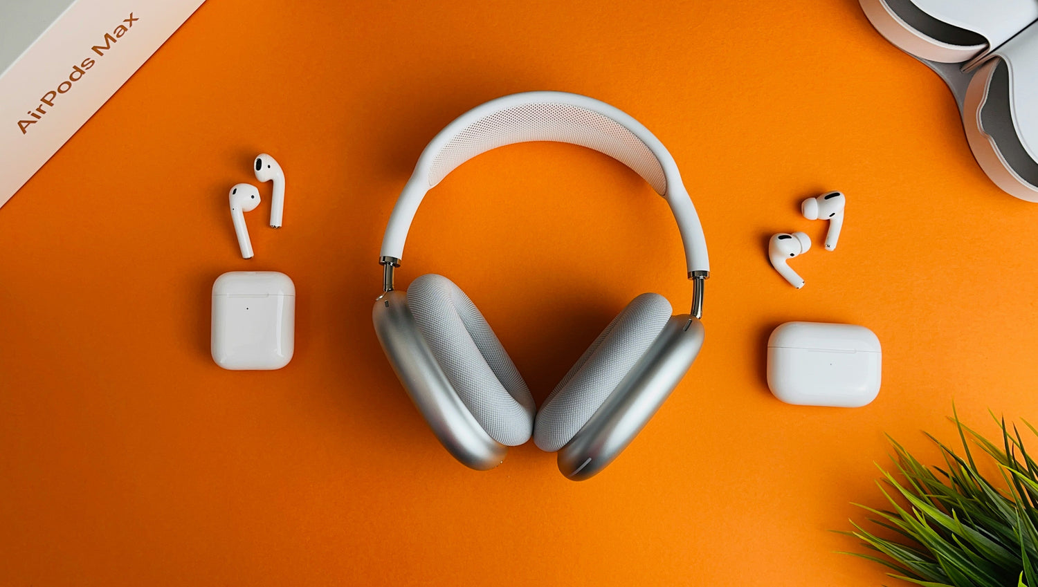 Airpods & Headphones
